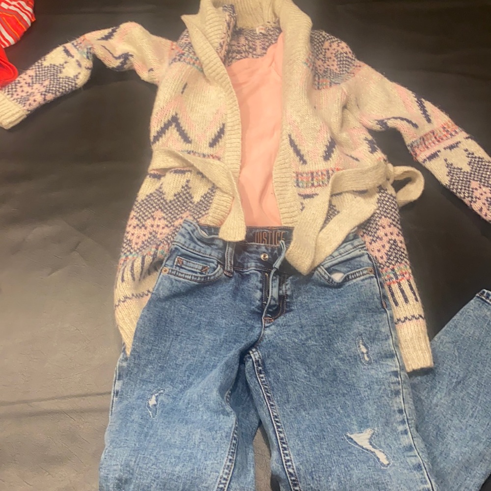 Outfit justice pants and shirt with sweater